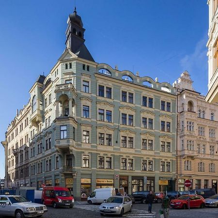 Dusni Apartments Prag Eksteriør billede